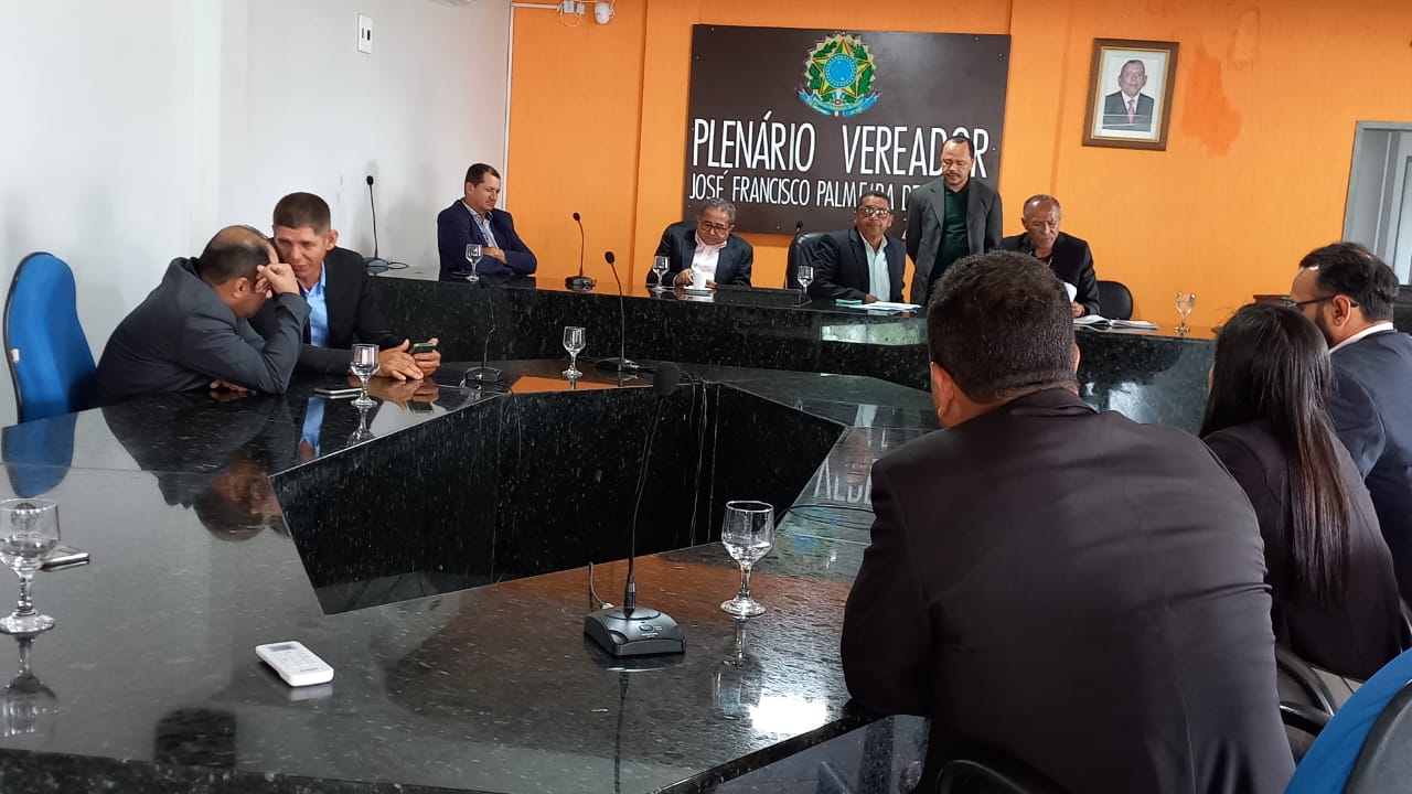 VEREADORES APROVAM PROJETOS LEIS DE AUTORIA DO PREFEITO LUCAS SANTOS