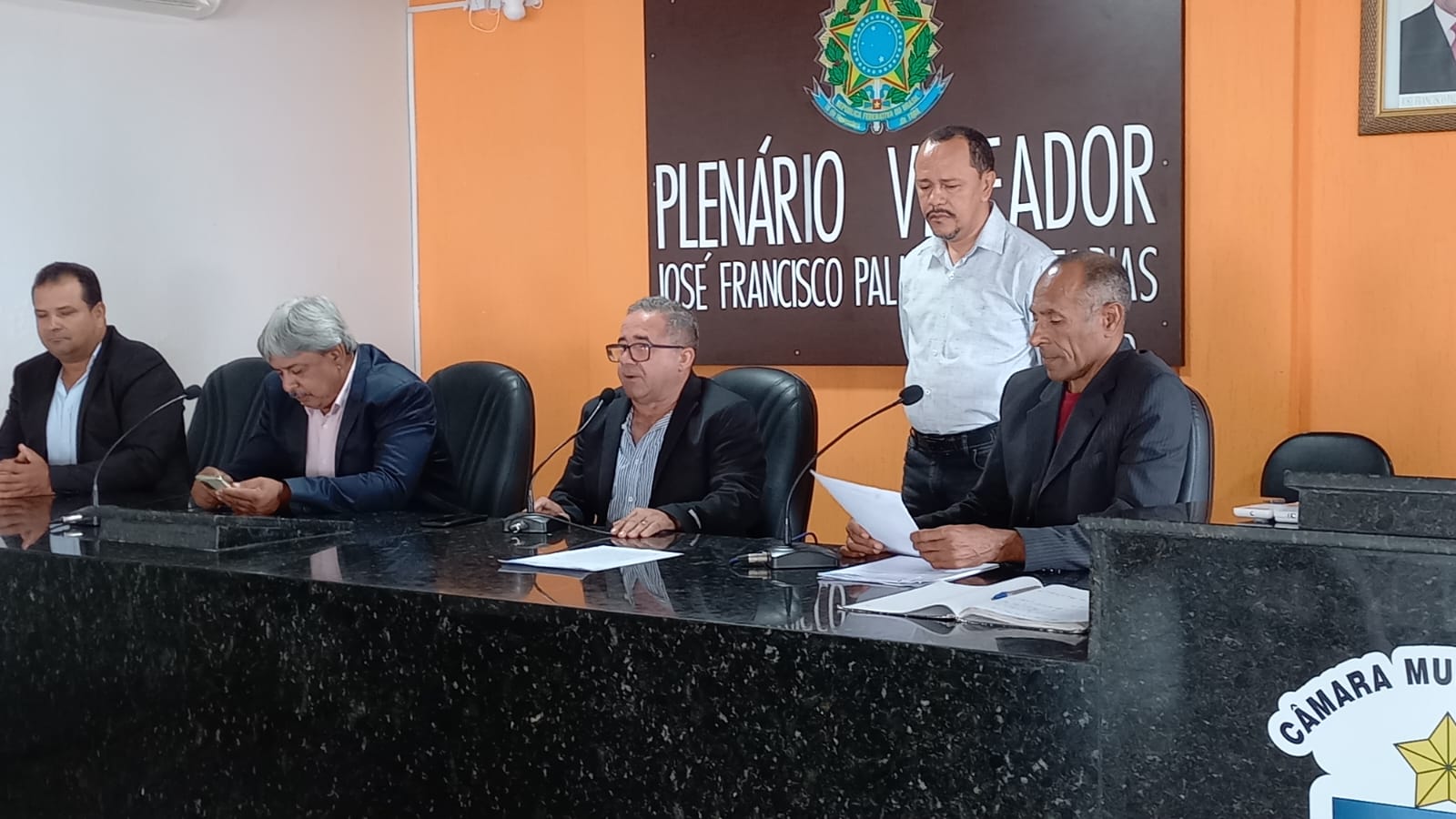 VEREADORES DE TRAIPU APROVAM PROJETOS DE LEIS E DUAS INDICAÇÕES EM BENEFÍCIO DA POPULAÇÃO